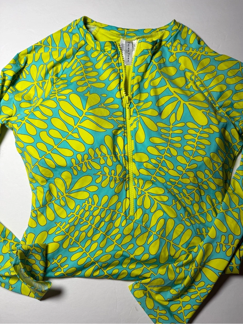 Trina Turk Trellis Front Zip Long Sleeve Surf Paddle Suit Size Large